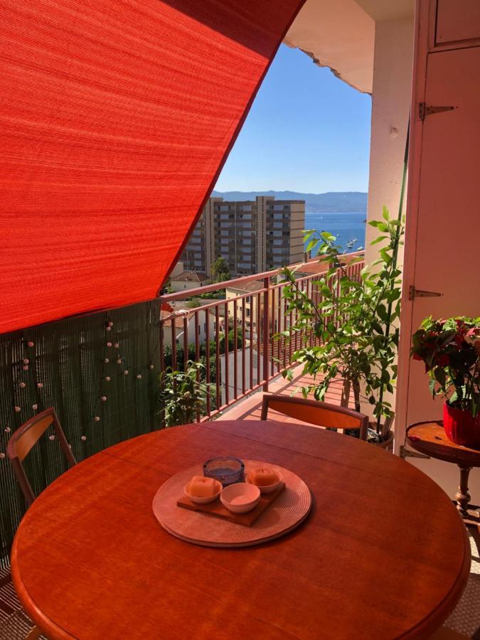 Appartement Climatise F3 Proche Plage Port Et Aeroport อฌักซิโอ้ ภายนอก รูปภาพ