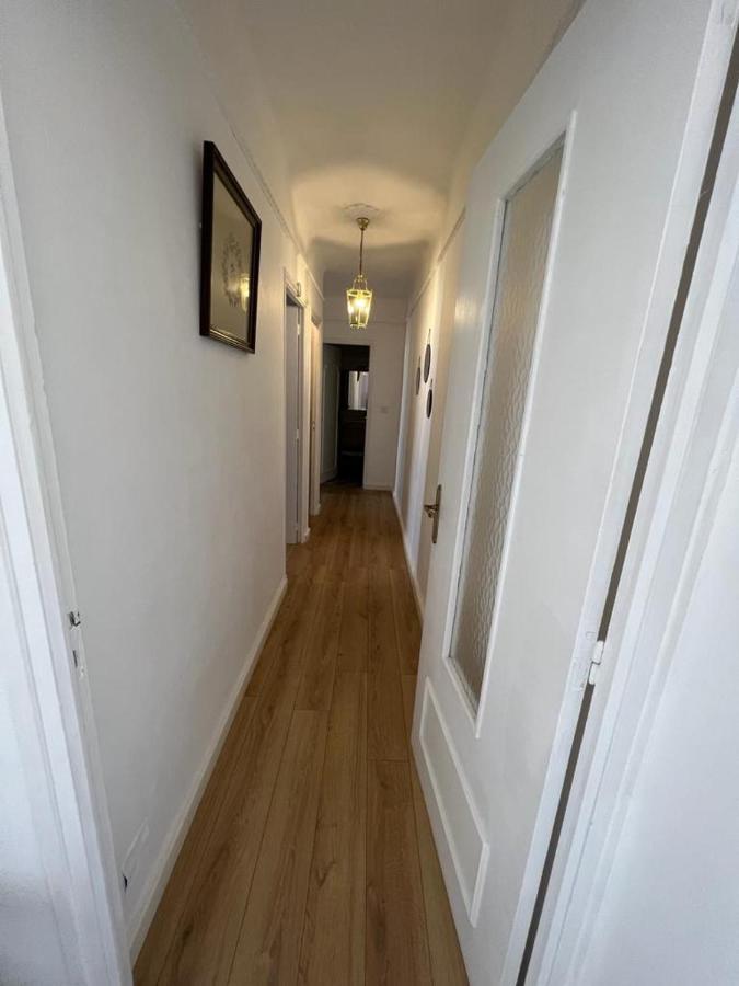 Appartement Climatise F3 Proche Plage Port Et Aeroport อฌักซิโอ้ ภายนอก รูปภาพ